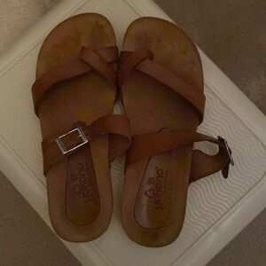 Yokono sandals
